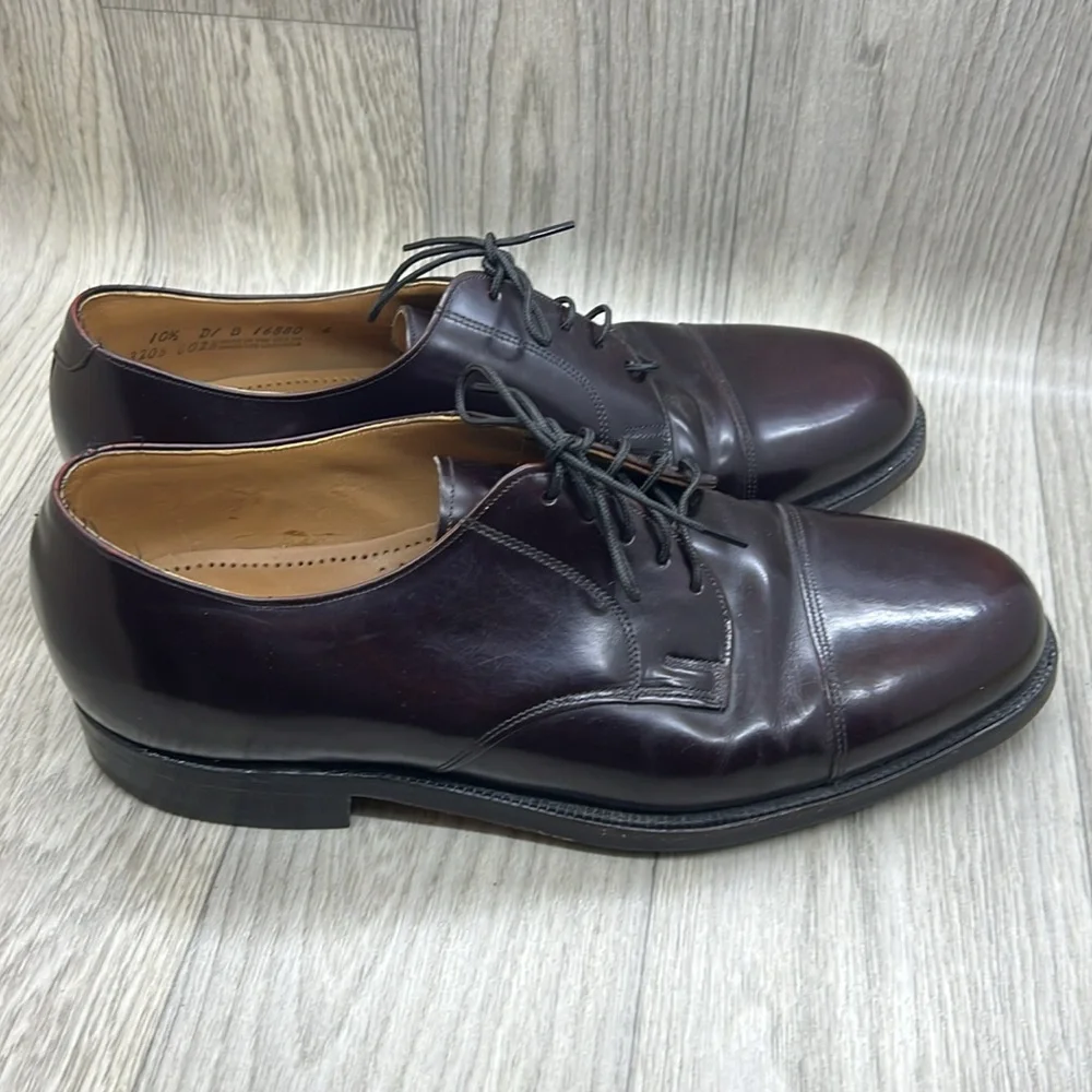 Johnston & Murphy Lace-up Oxford Shoes